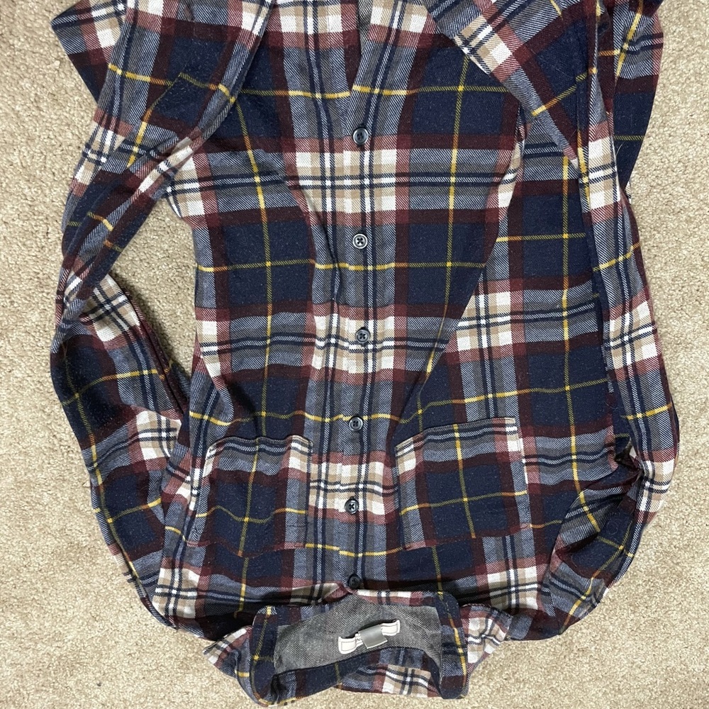 Flannel - Picture 1 of 3